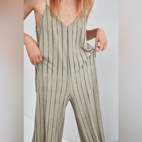 Zara Striped Flowy Jumpsuit with Straps Size Small - Picture 2 of 10